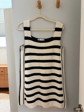 Zara Black and Cream Striped Knit Top